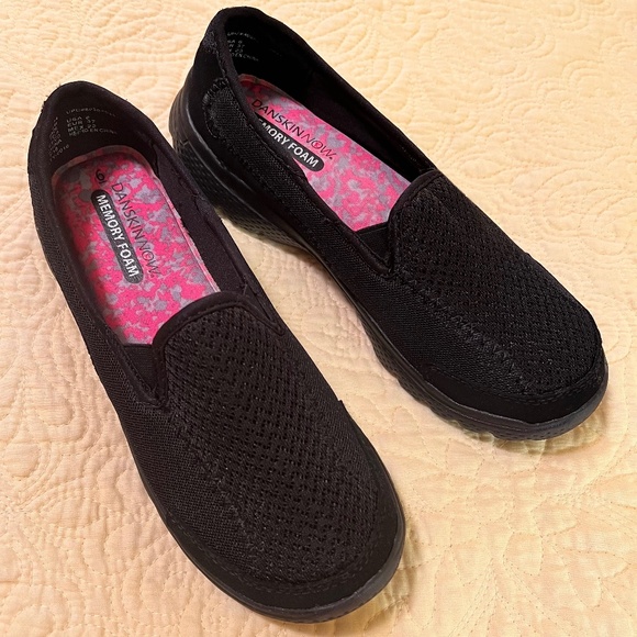 Danskin Now Women's Memory Foam  Slip-on Athletic Shoe - Picture 2 of 5